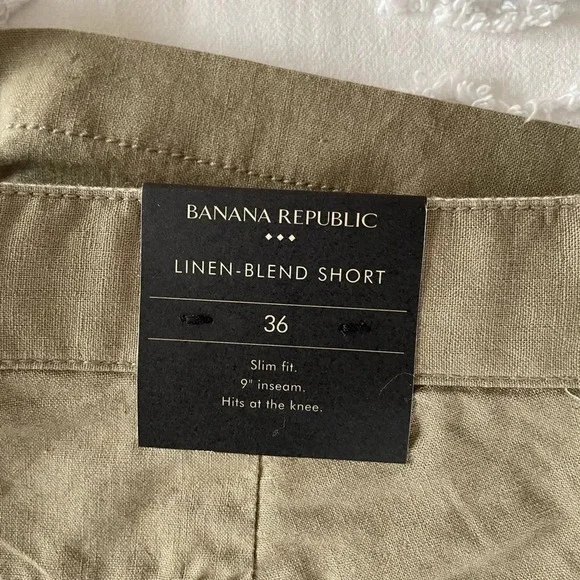 Banana Republic Linen-Blend Short - Picture 3 of 9